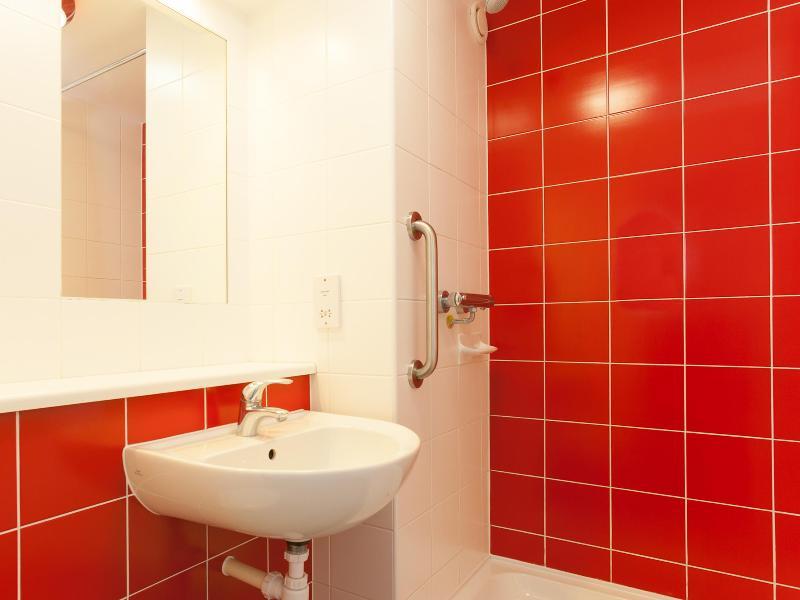 Travelodge Birmingham Central Newhall Street Екстериор снимка