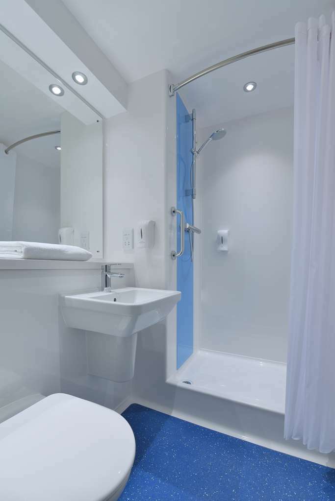Travelodge Birmingham Central Newhall Street Стая снимка